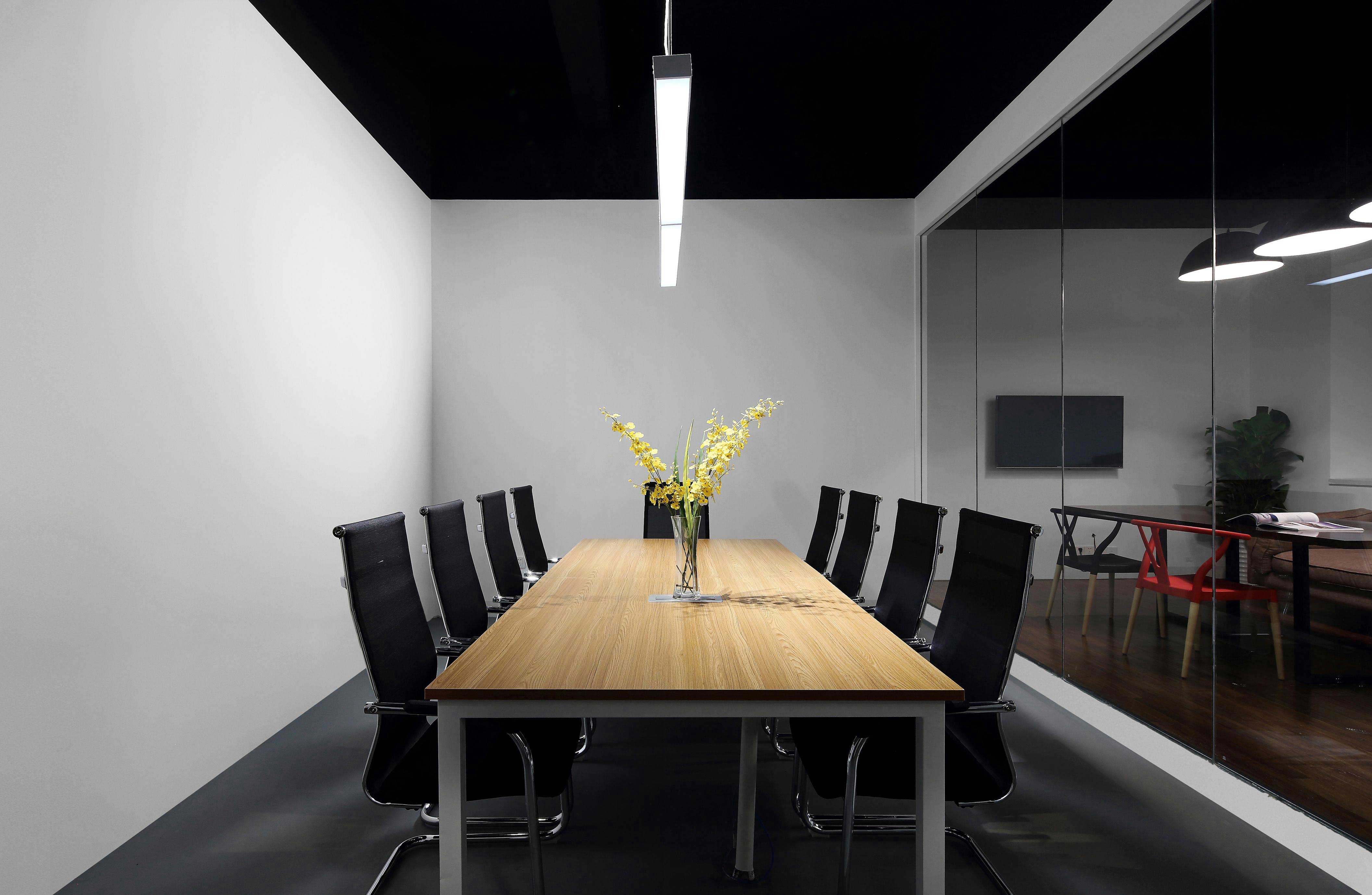 上海金山1000平方辦公室裝修(工業風格)